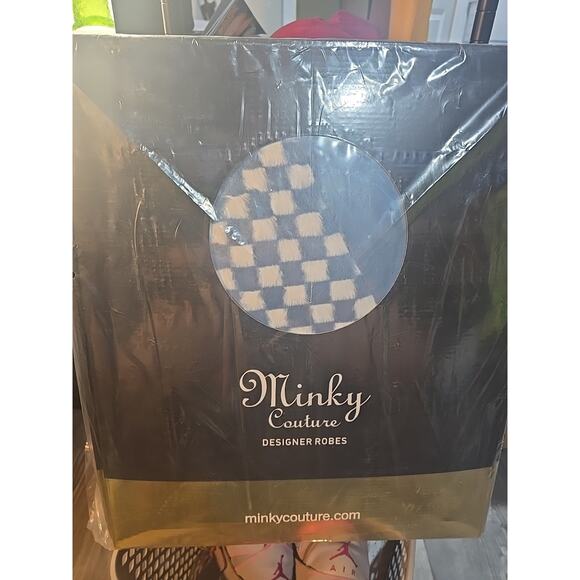 Minky Couture Robe Womens size XL Blue White Checkered PJ Bath Robe Luxurious - Picture 1 of 2